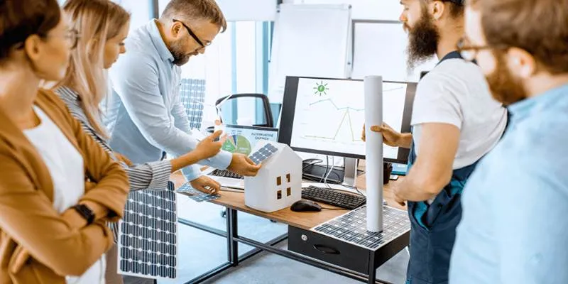 AI supporting employees